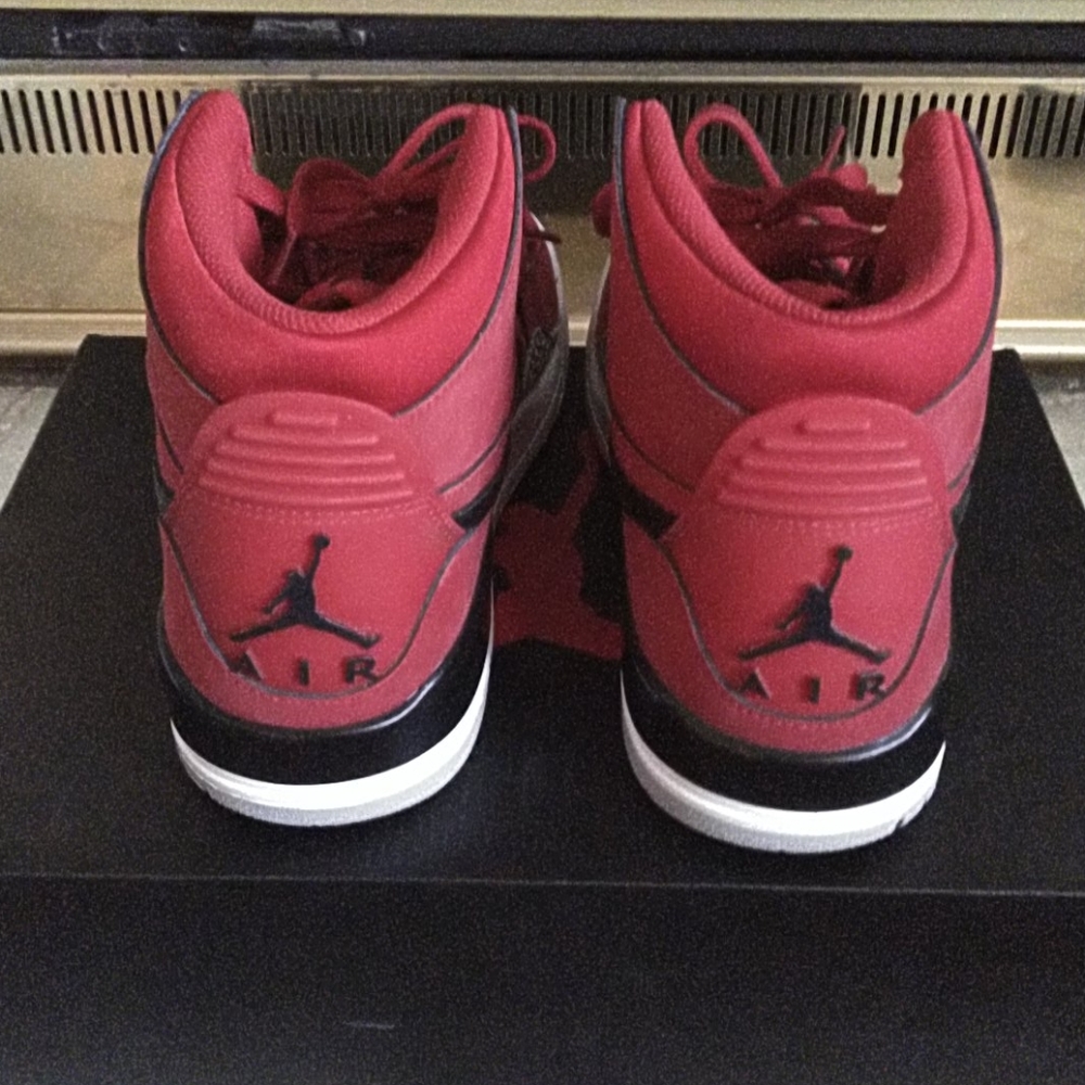 Jordan 312 - Picture 4 of 6
